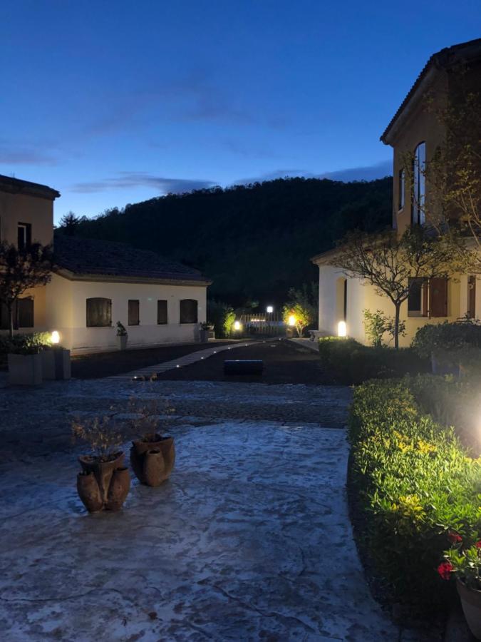 Borgo Villa Maria Монтиккьо Экстерьер фото